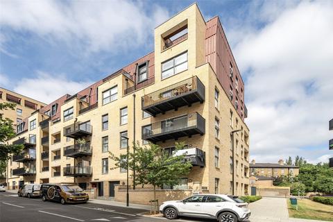 Brumwell Avenue, London 2 bed apartment for sale