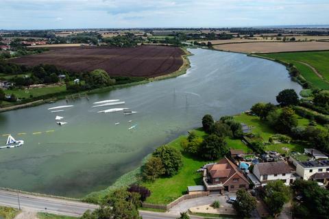 St. Osyth, Essex 4 bed detached house for sale