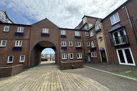 Monmouth House, Marina, Swansea 2 bed apartment for sale
