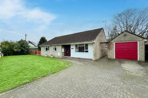 Steam Mill Road, Manningtree CO11 3 bed detached bungalow for sale