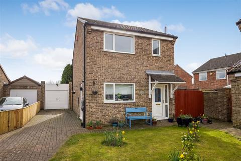 Brecon Side, Darlington 3 bed detached house for sale