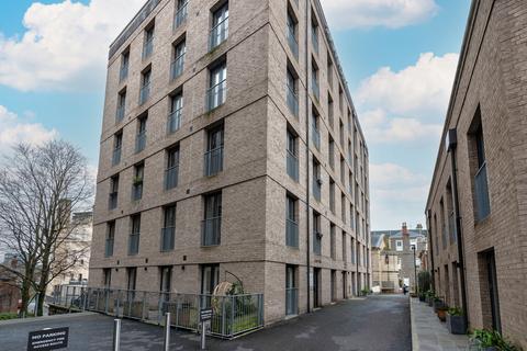 Bristol BS1 1 bed flat for sale