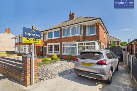 Hawes Side Lane, Blackpool, FY4 3 bed semi