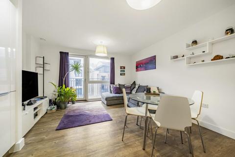 Carney Place, Brixton 2 bed flat for sale