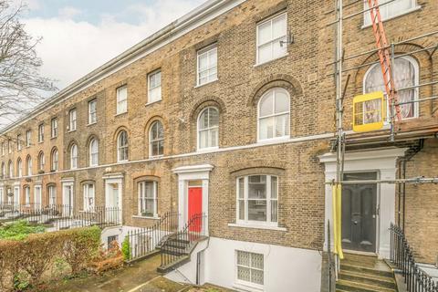 Campbell Road, London E3 1 bed flat for sale