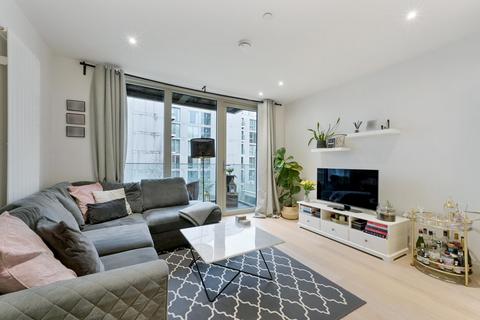 Liner House, Royal Wharf, E16 2 bed apartment for sale