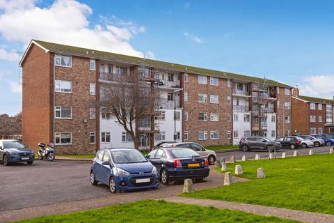 Meadway Court, Southwick, Brighton 2 bed maisonette for sale