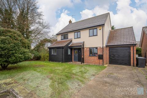 Sandringham Court, Watton 4 bed detached house for sale