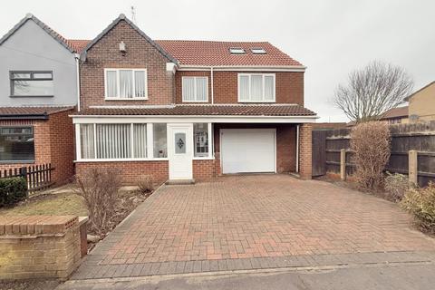 Woodside Grove, Sunderland, Tyne and... 3 bed semi