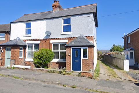 2 bedroom semi-detached house for sale