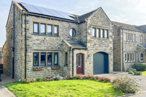 Sheardale, Holmfirth HD9 4 bed detached house for sale