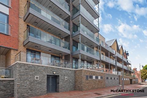 Viewpoint, Harbour Road, Gosport... 1 bed flat for sale