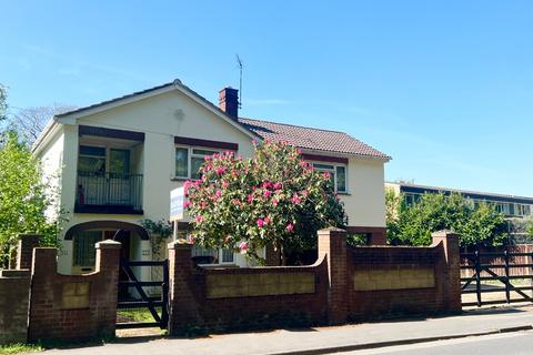 Coxford Road, Southampton, Hampshire... 5 bed detached house for sale