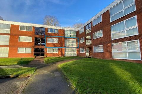 Ingatestone Drive, Stourbridge DY8 2 bed flat for sale