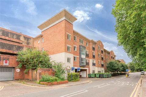 Grenfell Road, Maidenhead, Berkshire 2 bed apartment for sale