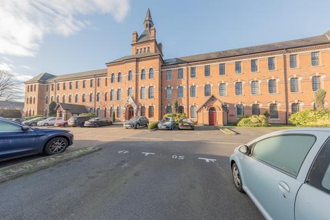 Highcroft Road, Birmingham B23 2 bed flat for sale