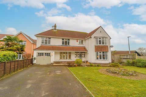 Newport Road, Llantarnam, NP44 4 bed detached house for sale