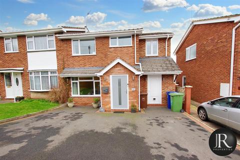 Upfield Way, Rugeley WS15 4 bed semi