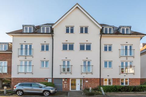 Pembroke Road, Ruislip, Middlesex 2 bed apartment for sale