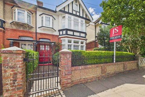 Reigate Road, Worthing, BN11 6 bed semi