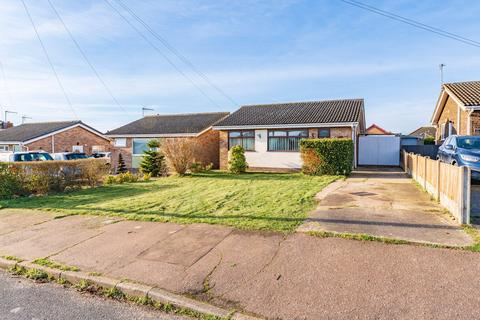 Allen Road, Oulton Broad 3 bed detached bungalow for sale