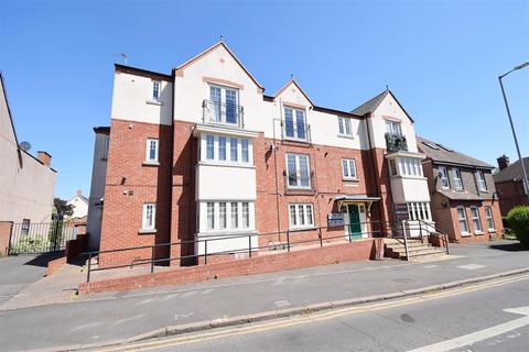 Garden House, Hillmorton Road, Rugby... 2 bed flat for sale
