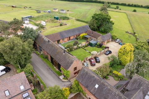 Clee View Barn, Westbeech Road... 4 bed barn conversion for sale