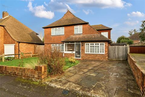 Marlyns Drive, Guildford, GU4 4 bed detached house for sale