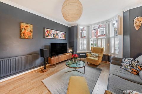 Beechdale Road, Brixton 2 bed flat for sale