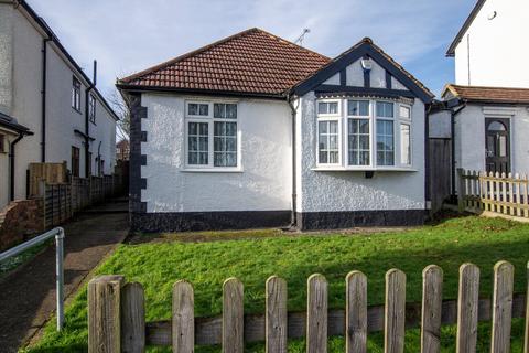 Footbury Hill Road, Orpington, BR6 2 bed detached bungalow for sale