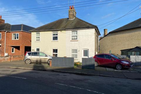 Lime Tree Place, Stowmarket IP14 2 bed semi