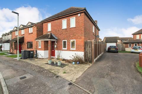 Buckfast Avenue, Bedford MK41 4 bed detached house for sale