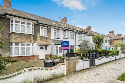Boston Manor Road, Brentford, Middlesex 3 bed terraced house for sale