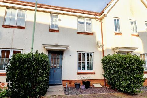 Chaffinch Road, Bury St Edmunds 2 bed terraced house for sale