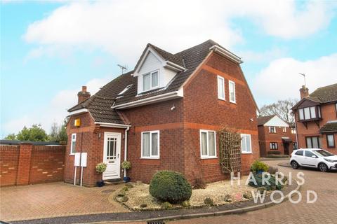Darcy Heights, Colchester, Essex, CO2 3 bed detached house for sale