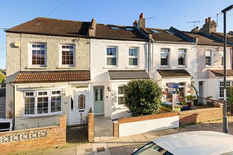 Flaxton Road, London SE18 3 bed terraced house for sale