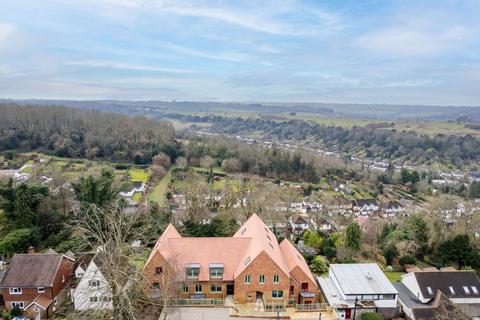 Ash Villas, Bradmore Way, Coulsdon 4 bed duplex for sale