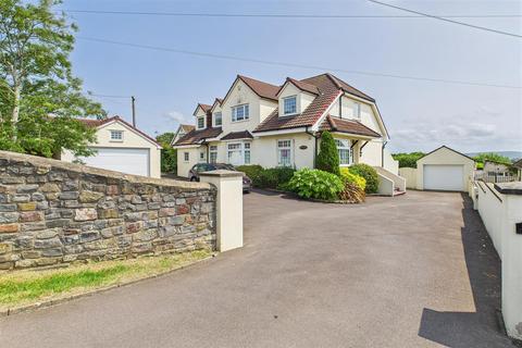 Spacious 1930s home in Tickenham with... 4 bed detached house for sale
