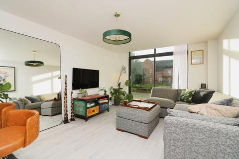 Hatfield Road, St Albans, AL1 1 bed flat for sale