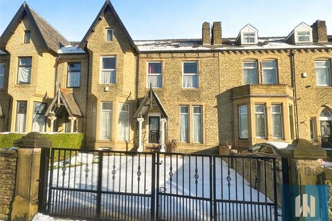 Halifax Old Road, Huddersfield, HD2 8 bed terraced house for sale