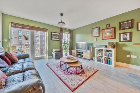 Meridian Way, Southampton, Hampshire... 1 bed flat for sale