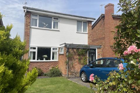 Westbourne, Honeybourne 3 bed detached house for sale