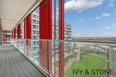 James Cook Building, Royal Warf... 3 bed apartment for sale