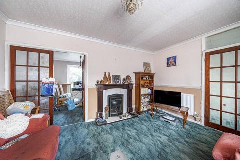Robin Grove, Kenton, Harrow, HA3 3 bed terraced house for sale