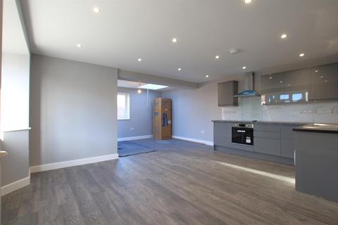 West Way, Heston TW5 2 bed detached house for sale