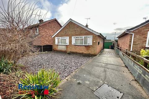 Wade Avenue, Ilkeston, Derbyshire... 2 bed detached bungalow for sale