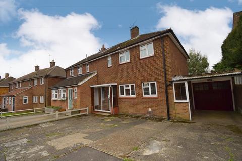 Nightingale Road, Kemsing, TN15 3 bed semi