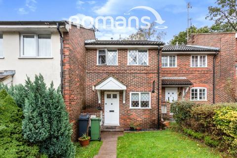 Victoria Court, Bagshot, Surrey 2 bed terraced house for sale