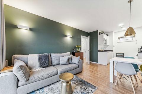 Mountearl Gardens, London SW16 1 bed flat for sale