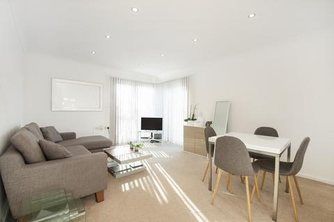 Carmichael Close, Ruislip, HA4 1 bed apartment for sale
